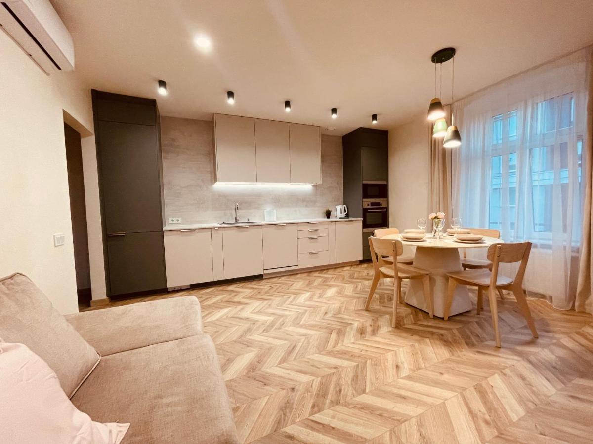 Kobiela Apartments Family Delux Ktw City Center Κατοβίτσε Εξωτερικό φωτογραφία