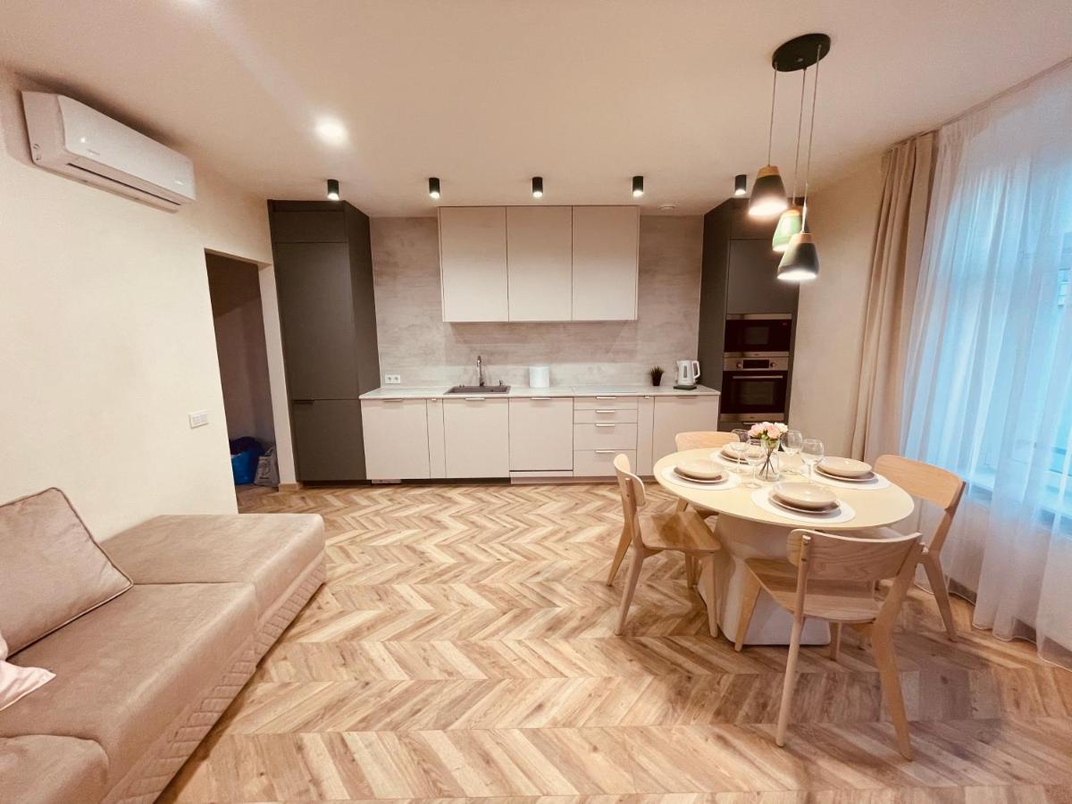 Kobiela Apartments Family Delux Ktw City Center Κατοβίτσε Εξωτερικό φωτογραφία